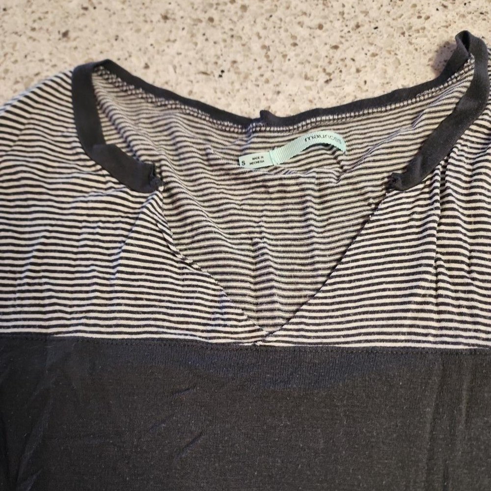 Shirt - Picture 3 of 9